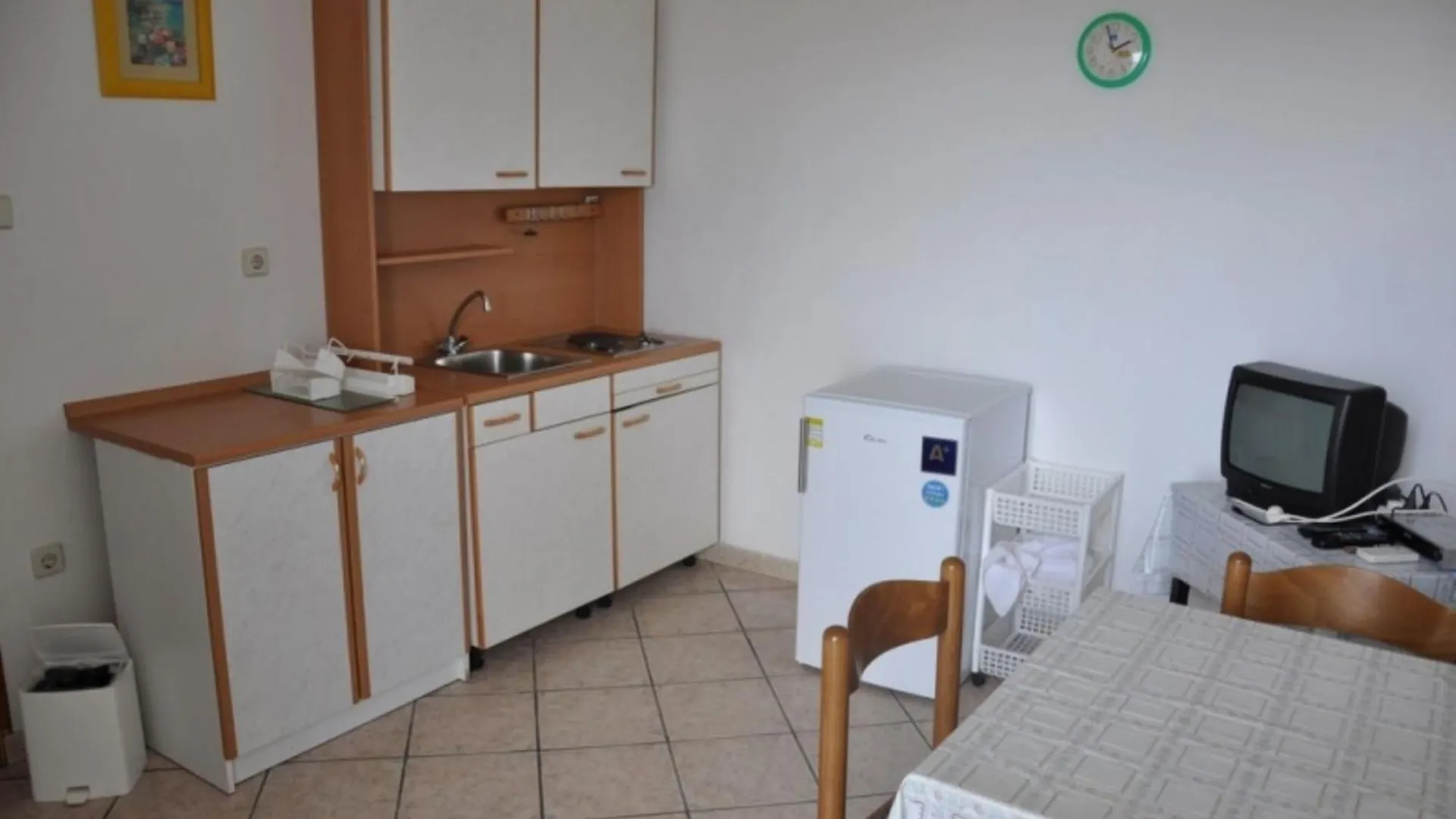 Apartments With A Parking Space Lopar, Rab - 23747